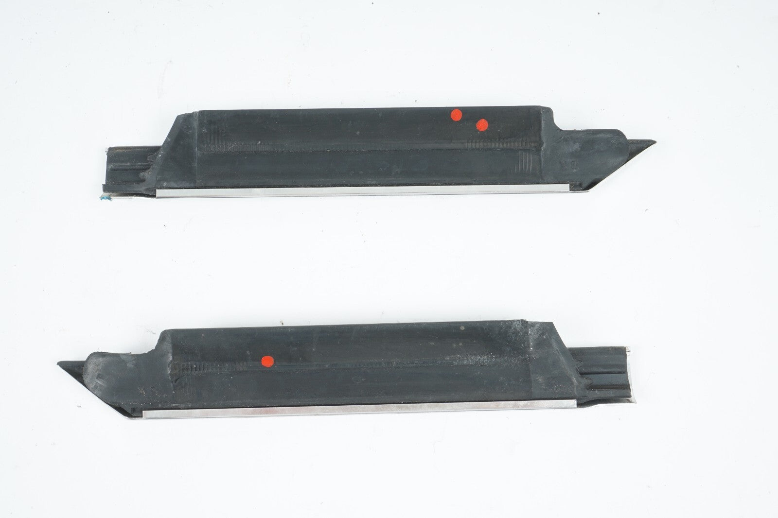 14 - 17 MASERATI QUATTROPORTE FRONT LEFT & RIGHT DOOR CHROME MOLDING OEM