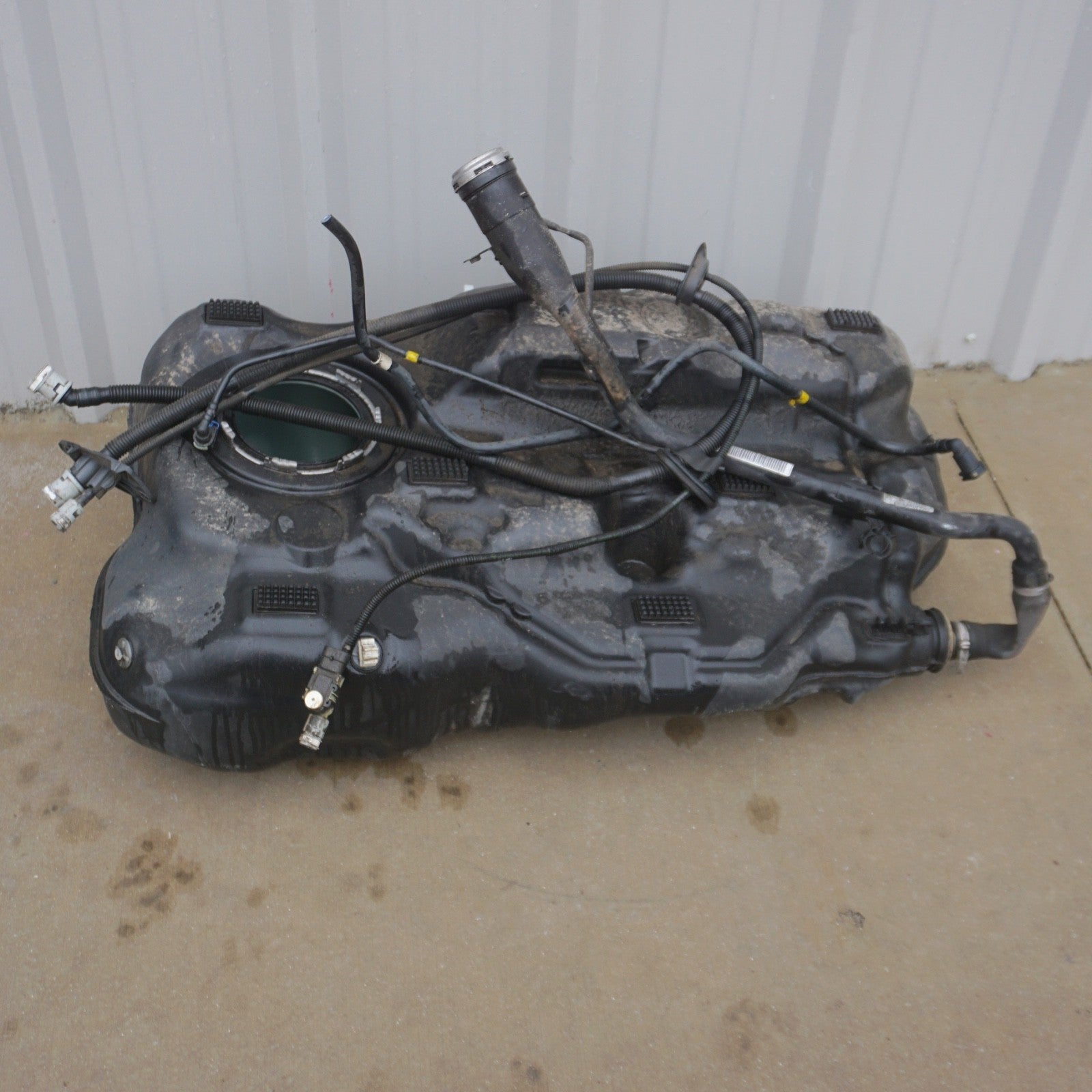 2015 - 2023 Jeep Renegade Fuel Gas Tank Storage Bottle Reservoir OEM