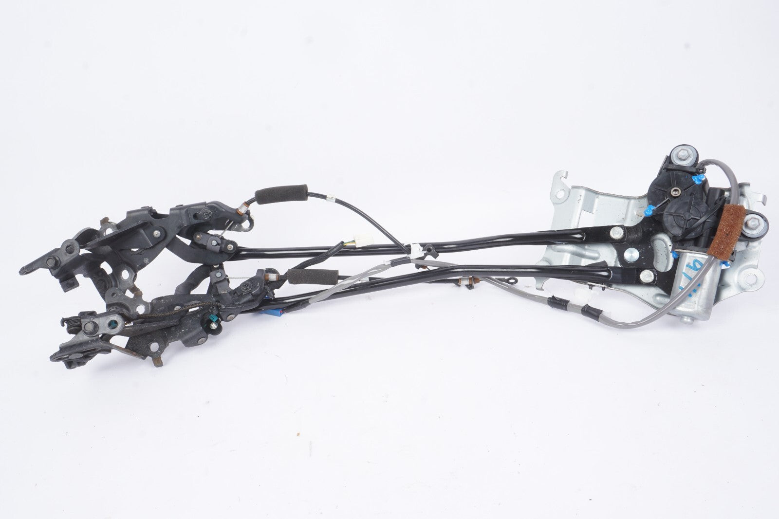 2010 - 2015 Lexus Is250 Is350 Convertible Front Top Roof Lock Latch Motor Assy