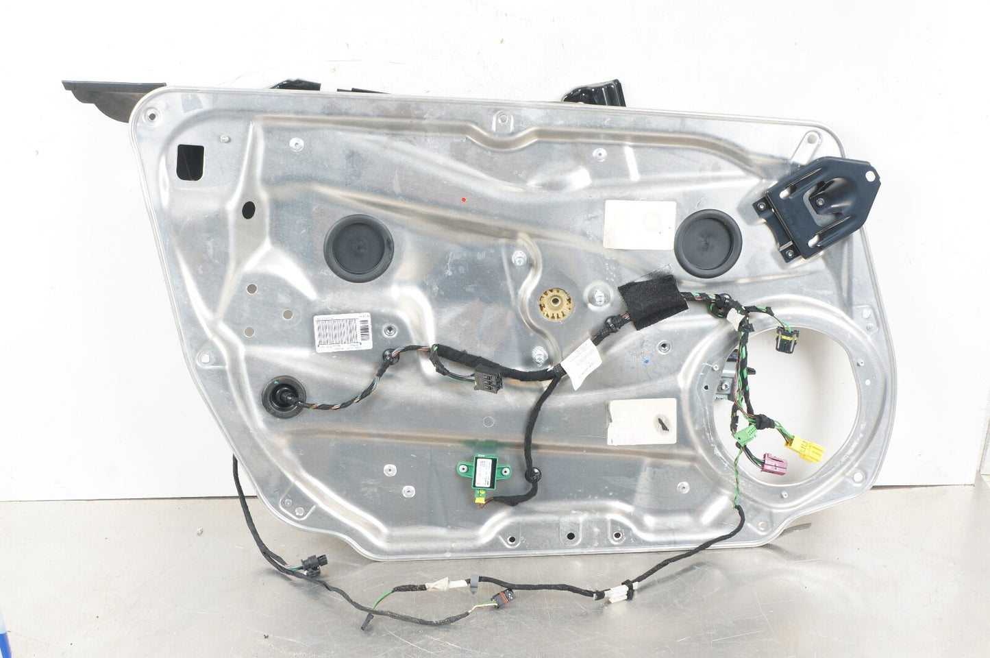 08-14 Mercedes W204 C250 C300 C350 Front Left Side Door Window Regulator OEM