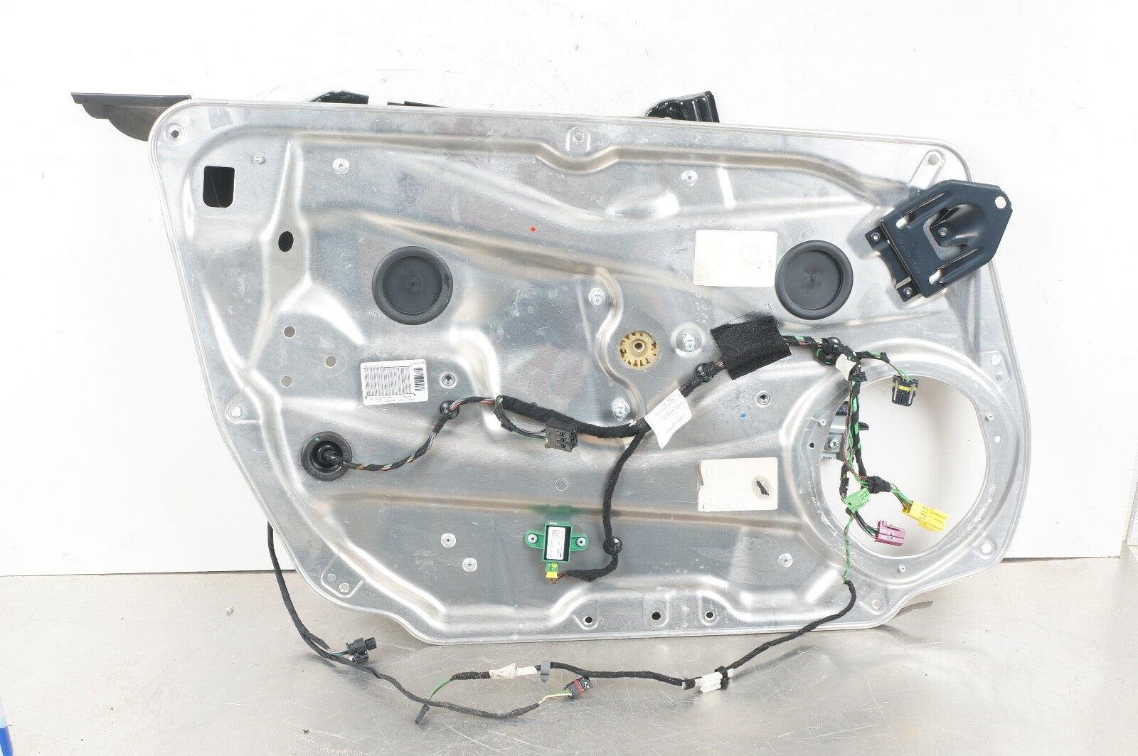 08-14 Mercedes W204 C250 C300 C350 Front Left Side Door Window Regulator OEM