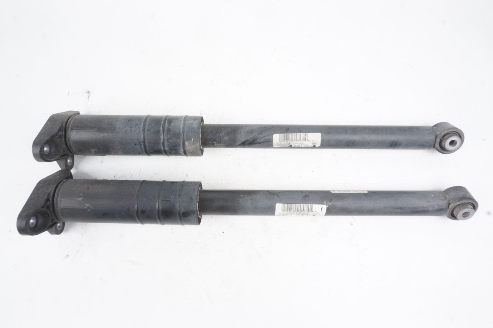 2017 - 2019 ALFA ROMEO STELVIO STRUT SHOCK ABSORBER REAR LEFT AND RIGHT OEM