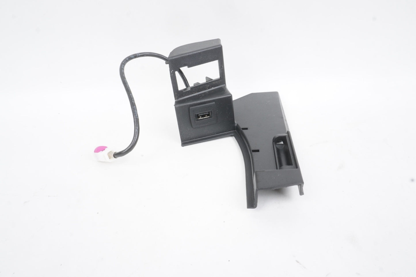 2008 - 2015 Mercedes C250 C300 Center Console Trim USB Connect Mount Plate OEM