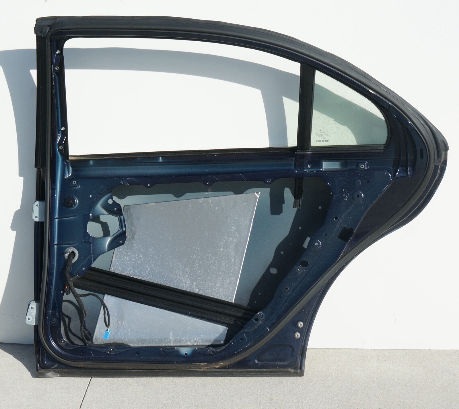 07 - 13 MERCEDES-BENZ S550 W221 REAR RIGHT PASSENGER SIDE DOOR SHELL OEM
