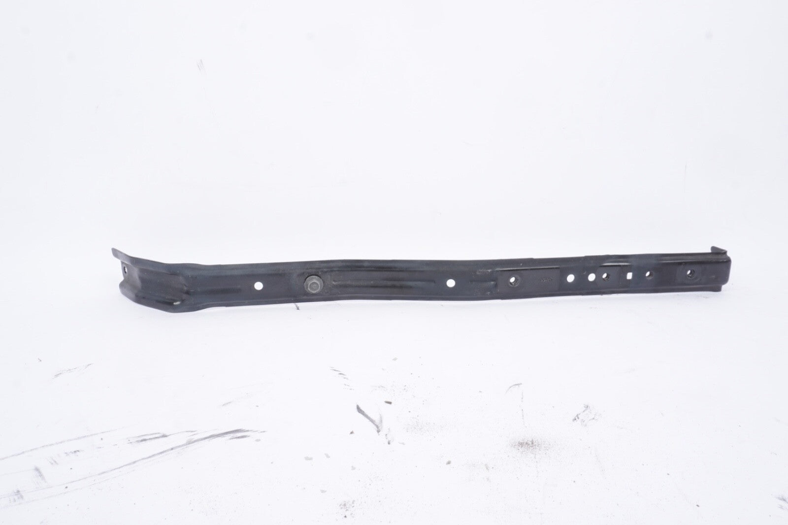 2018 - 2020 HONDA ODYSSEY FRONT RADIATOR CENTER MOUNT SUPPORT BRACKET OEM