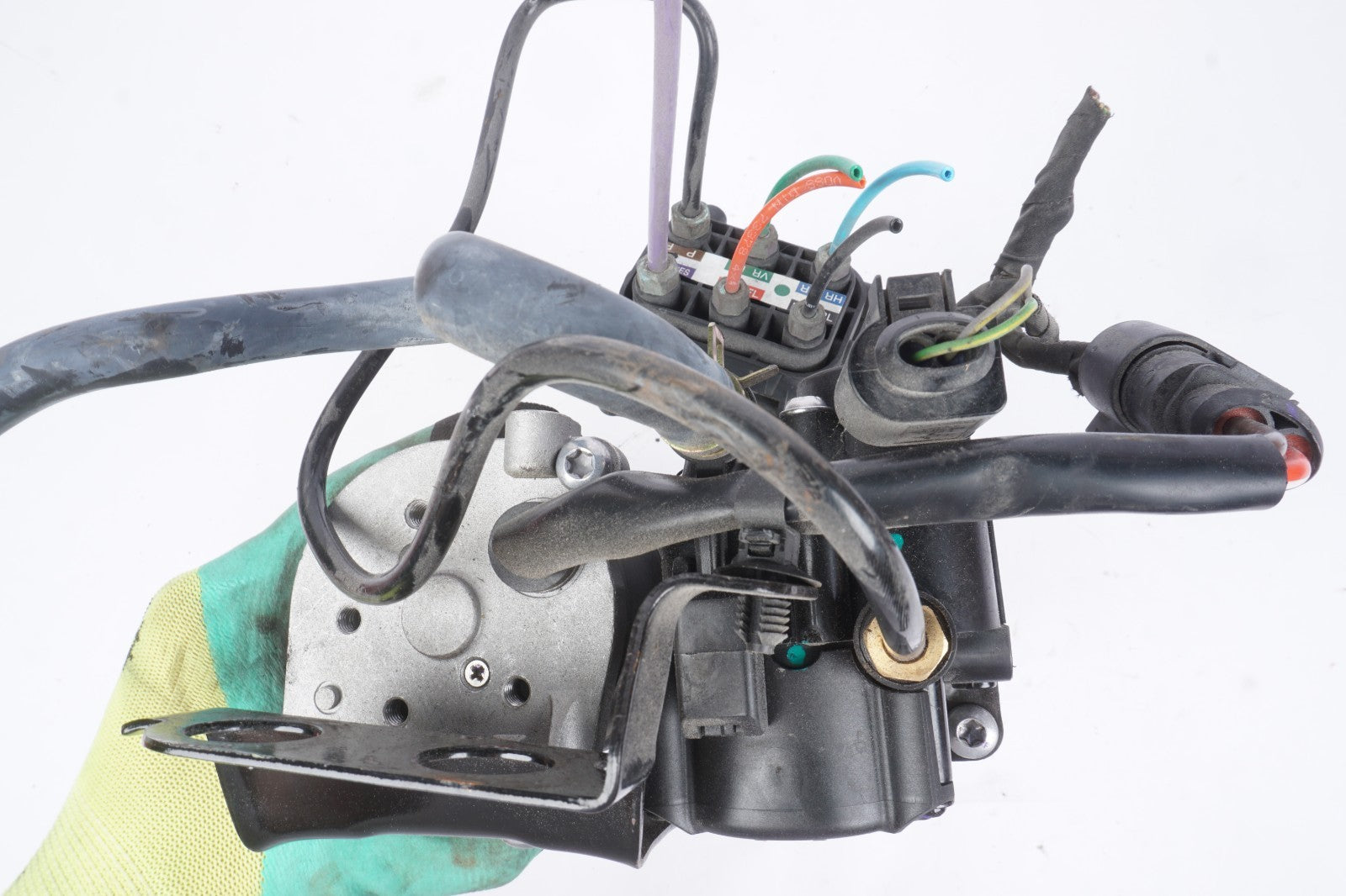 2012 - 2017 Audi A8 3.0l Air Suspension Compressor Pump OEM