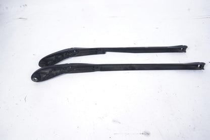 04-10 AUDI A8 Front Windshield Left Driver & Right Passenger Wiper Arm