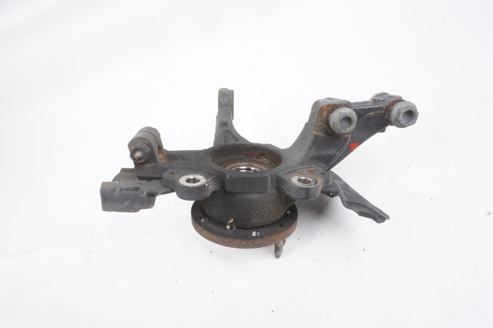 2014 - 2019 Fiat 500L Front Left Driver Side Spindle Knuckle Wheel Hub OEM