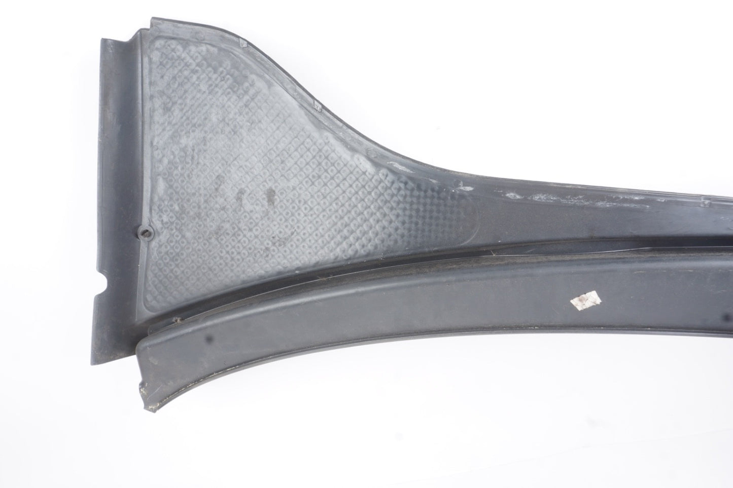 2012 - 2015 Volkswagen Passat Front Windshield Cowl Vent Grille Panel OEM