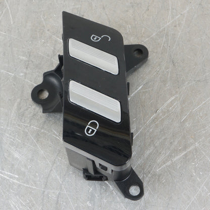 07-13 Mercedes W221 S550 CL600 Door Lock Switch Front Left Side 2218213051 OEM