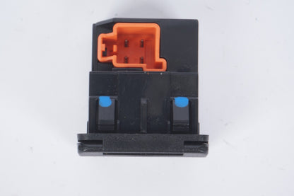 2006-2011 Mercedes ML350 ML500 115V 150W Power Outlet Socket A0008205351  OEM