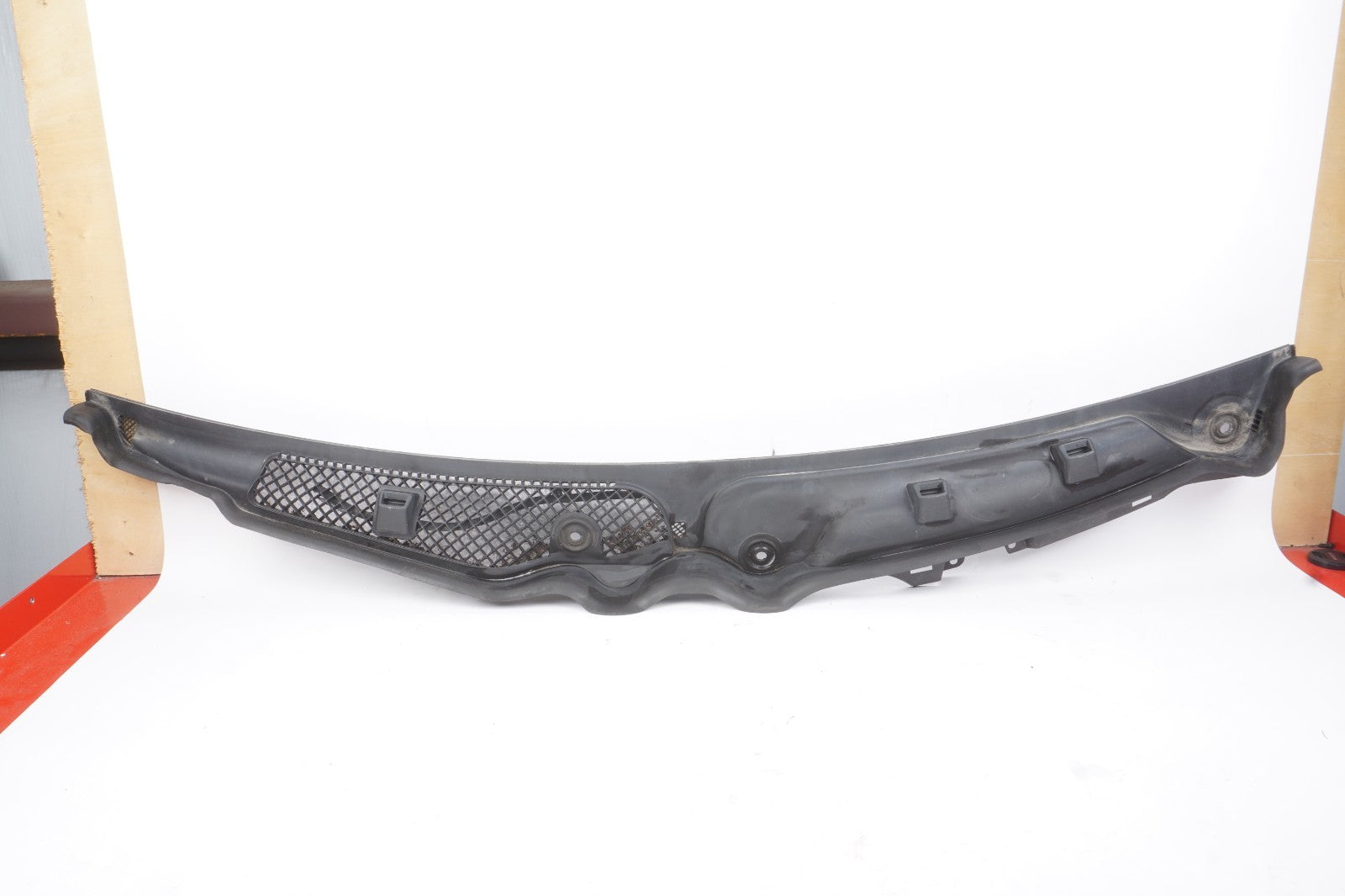 10-17 Mercedes E350 E550 W207 Windshield Wiper Cowl Cover 2078300713 OEM