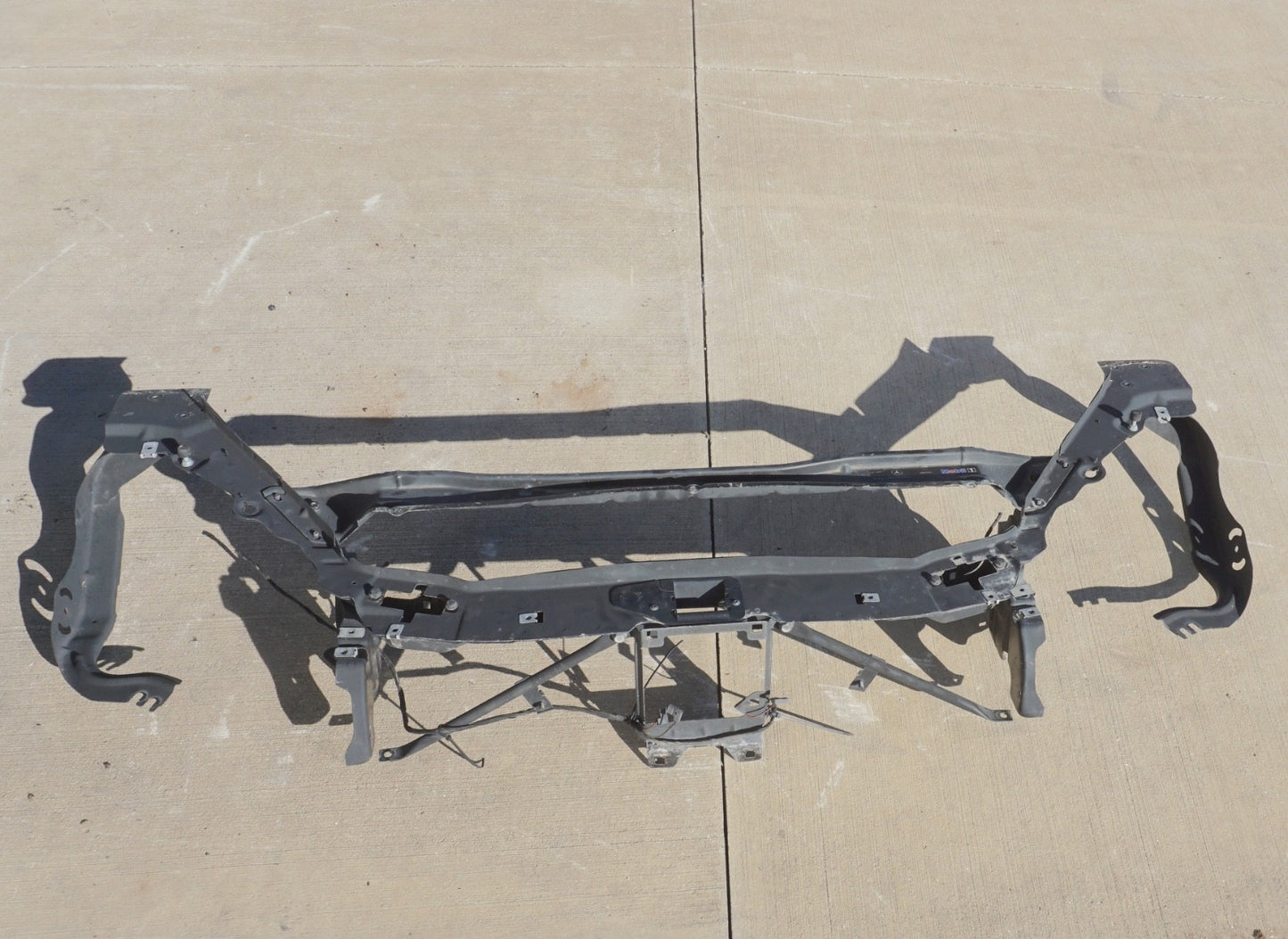 03-08 Mercedes R230 SL500 SL55 Upper Radiator Support Core Headlight Bracket Oem