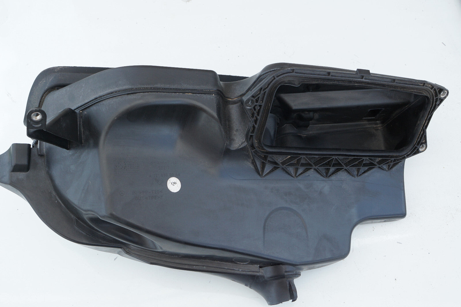2007 - 2013 MERCEDES S550 W221 CABIN AIR HVAC HEATER INTAKE SCREEN DUCT OEM