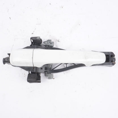 06-13 Volvo C70 Front Right Passenger Side Exterior Door Handle Trim White Oem