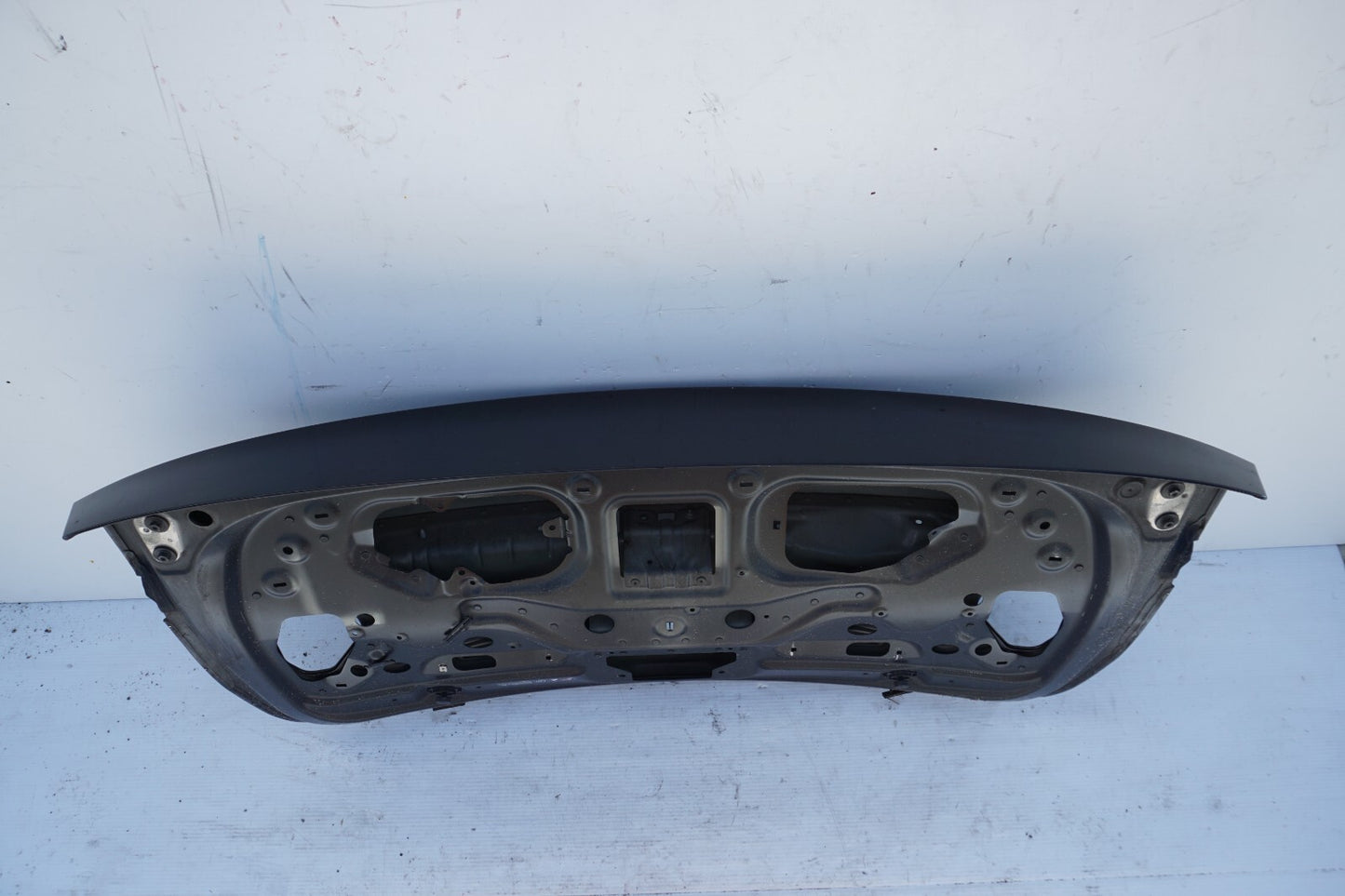 2010-2017 BMW 550I GT F07 REAR TRUNK LID LOWER HATCH TAILGATE OEM