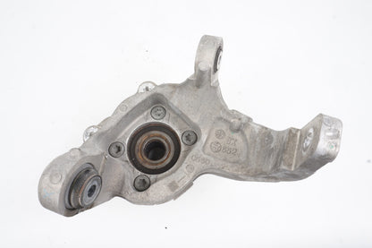 2017 - 2019 ALFA ROMEO STELVIO AWD REAR LEFT SIDE SPINDLE KNUCKLE HUB OEM