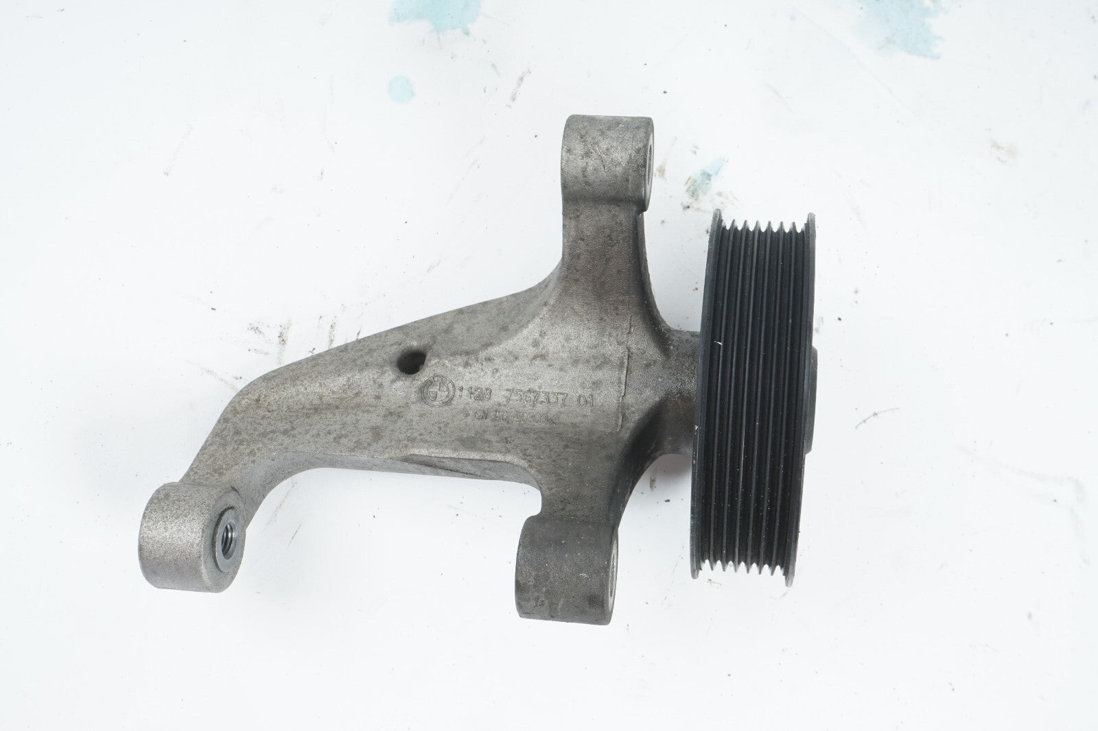 2012 - 2016 BMW 650i BELT TENSIONER 11287567337 OEM