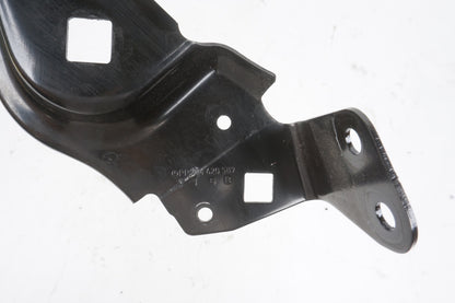 2007 - 2014 MERCEDES BENZ MB C CLASS W204 FRONT LEFT DRIVER SIDE HEADLIGHT MOUNT