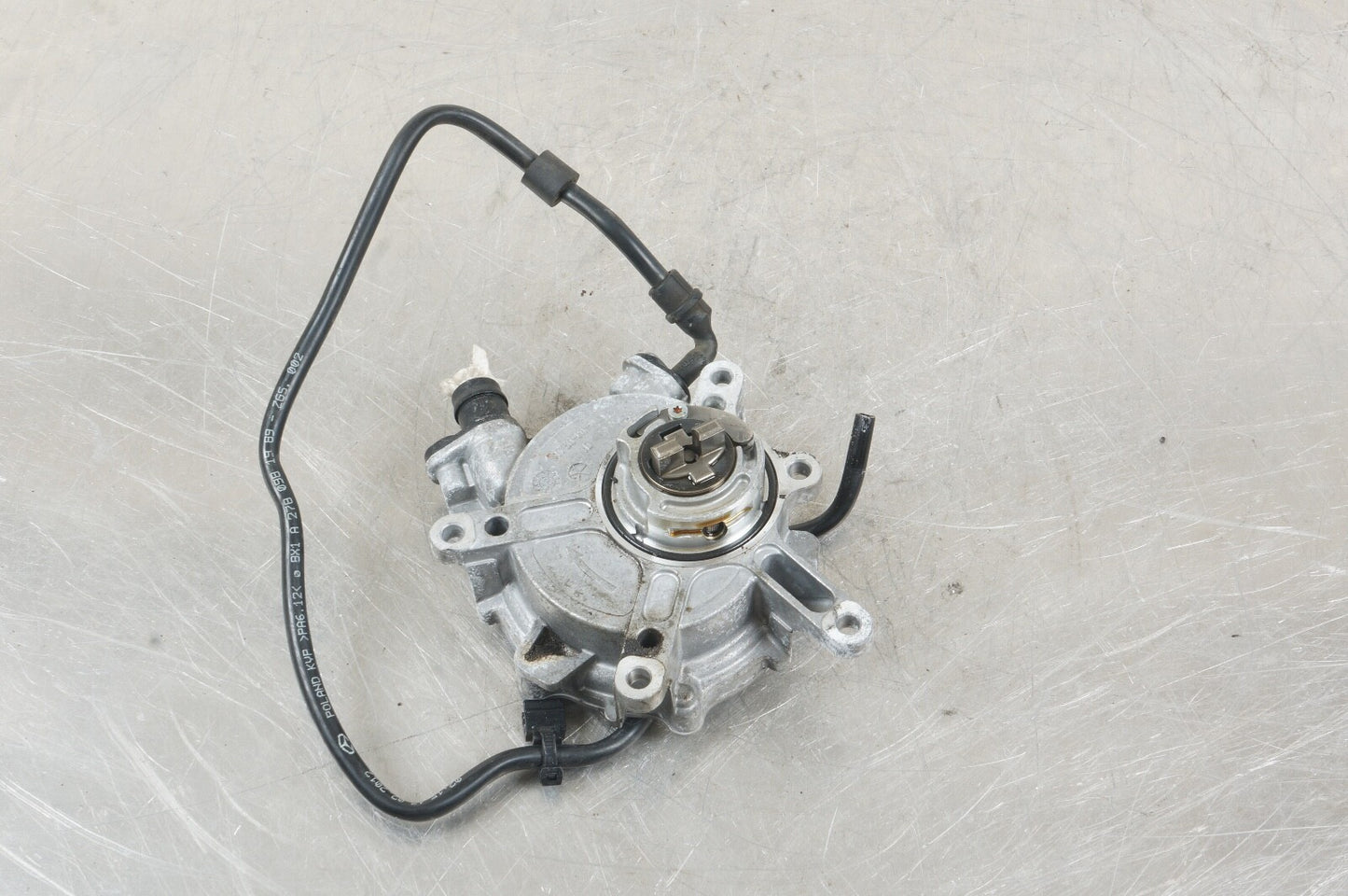 2012 - 2013 MERCEDES S550 W221 4.6L ENGINE VACUUM PUMP OEM