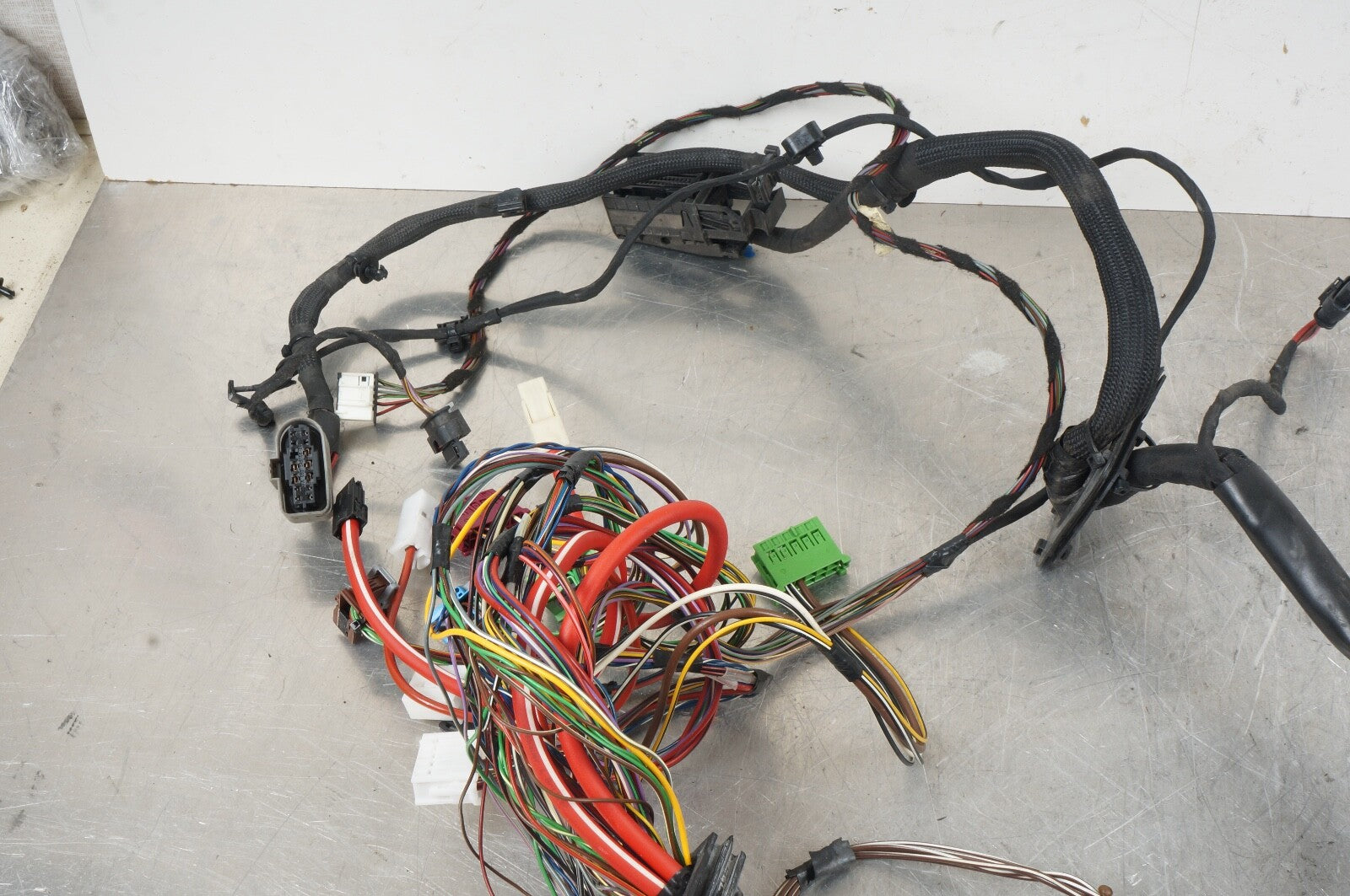 07-13 BMW E70 X5 Headlight Wire Wiring Harness Xenon Front Left 61136941424