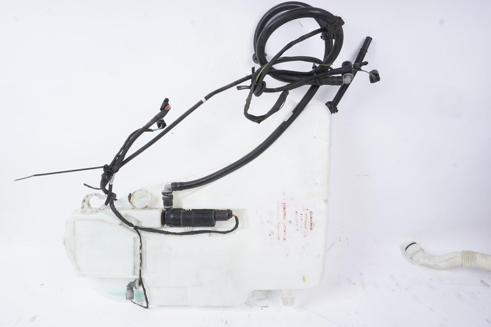 2012 - 2018 BMW 650i 640i Windshield Washer Reservoir Bottle OEM