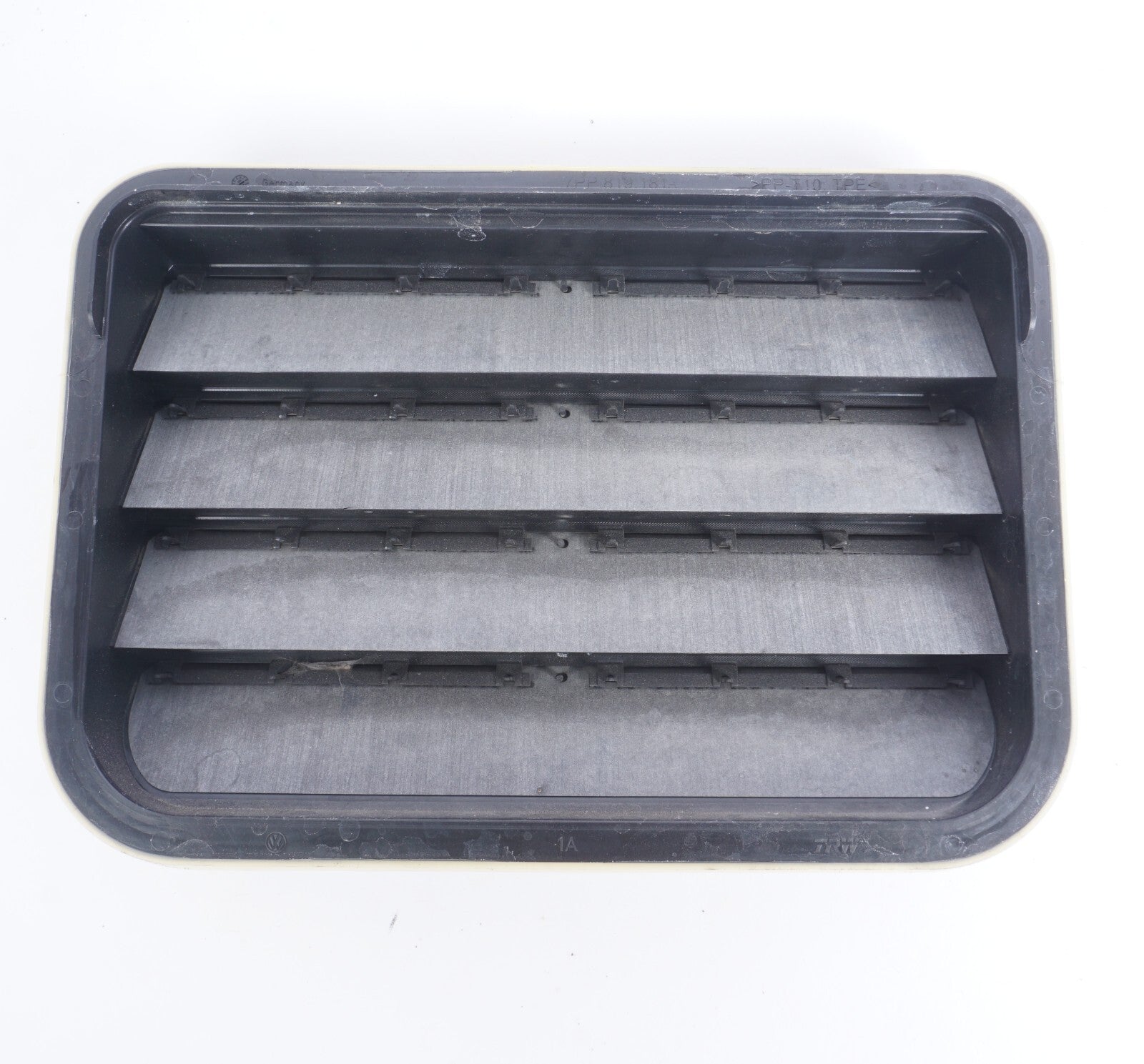 2014-2021 Maserati Ghibli Rear Left Quarter Air Drafter Pressure Vent Grille OEM