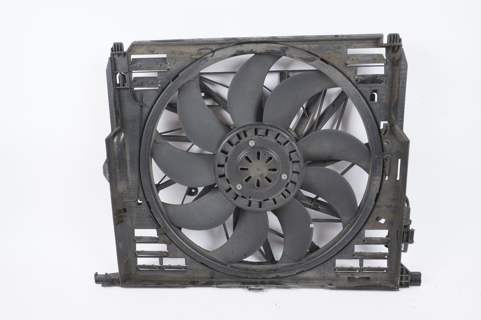 2010-2016 BMW 550I GT F07 ENGINE COOLING FAN MOTOR SHROUD 8509743 OEM