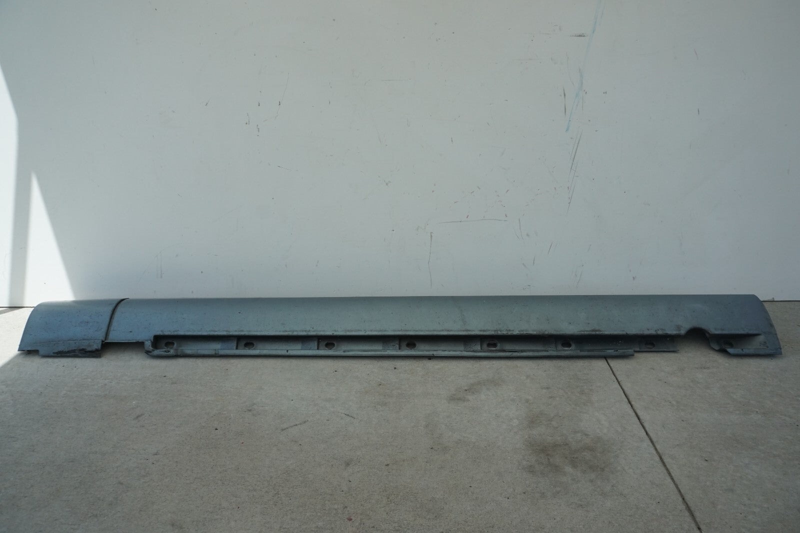 2006-2013 VOLVO C70 T5 LEFT DRIVER SIDE ROCKER PANEL SKIRT MOLDING OEM