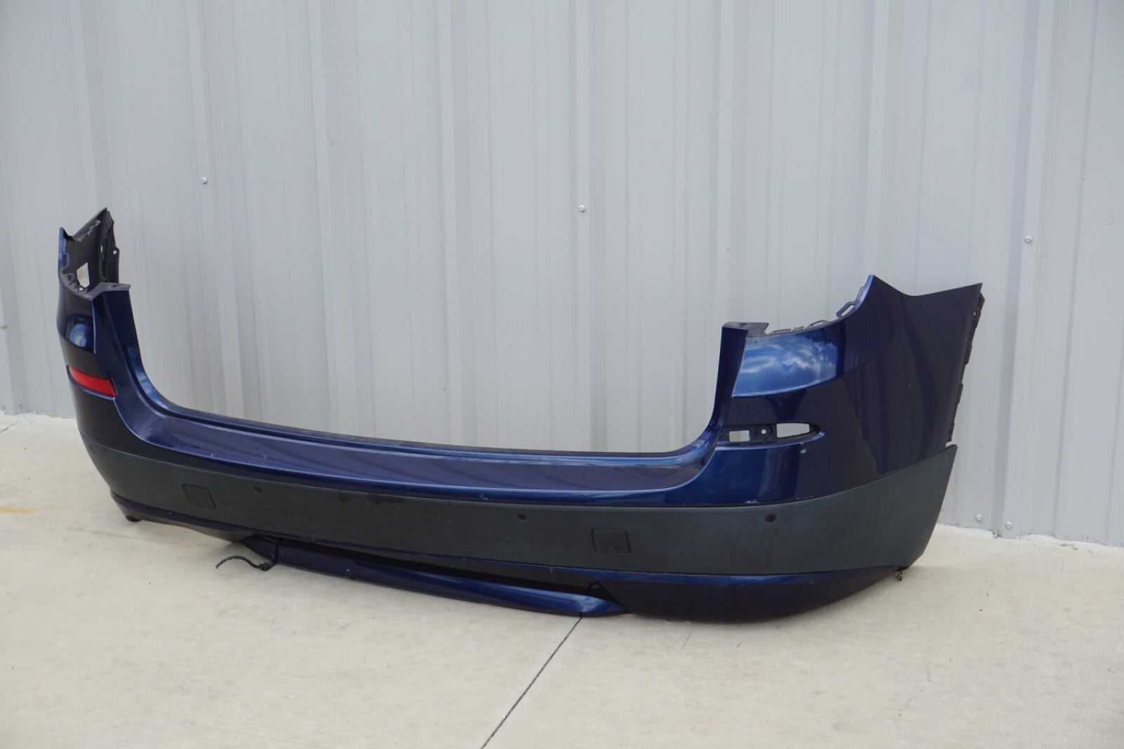 2011-2014 BMW F25 X3 Rear Bumper Cover Tim PDC Deep-Sea Blue Metallic OEM
