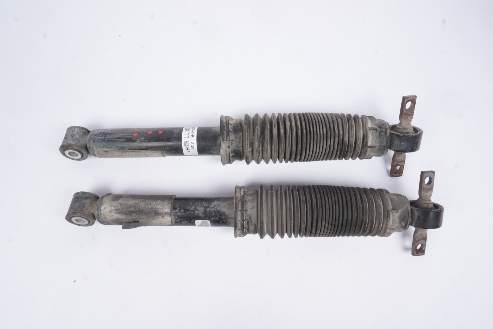 18 - 24 Honda Odyssey Rear Shock Strut Absorber Left & Right  OEM