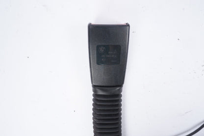 OEM BMW F10 F07 F01 F02 M5 535 550 750 Front Right Passenger Seatbelt Buckle