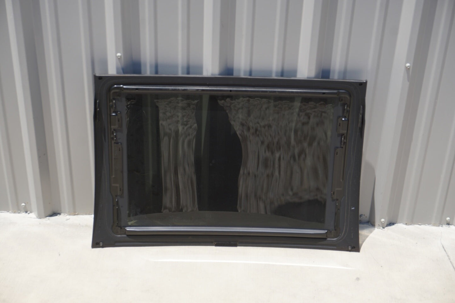 10-17 Mercede W207 E350 Coupe E400 E550 Center Middle Panoramic Roof Glass OEM