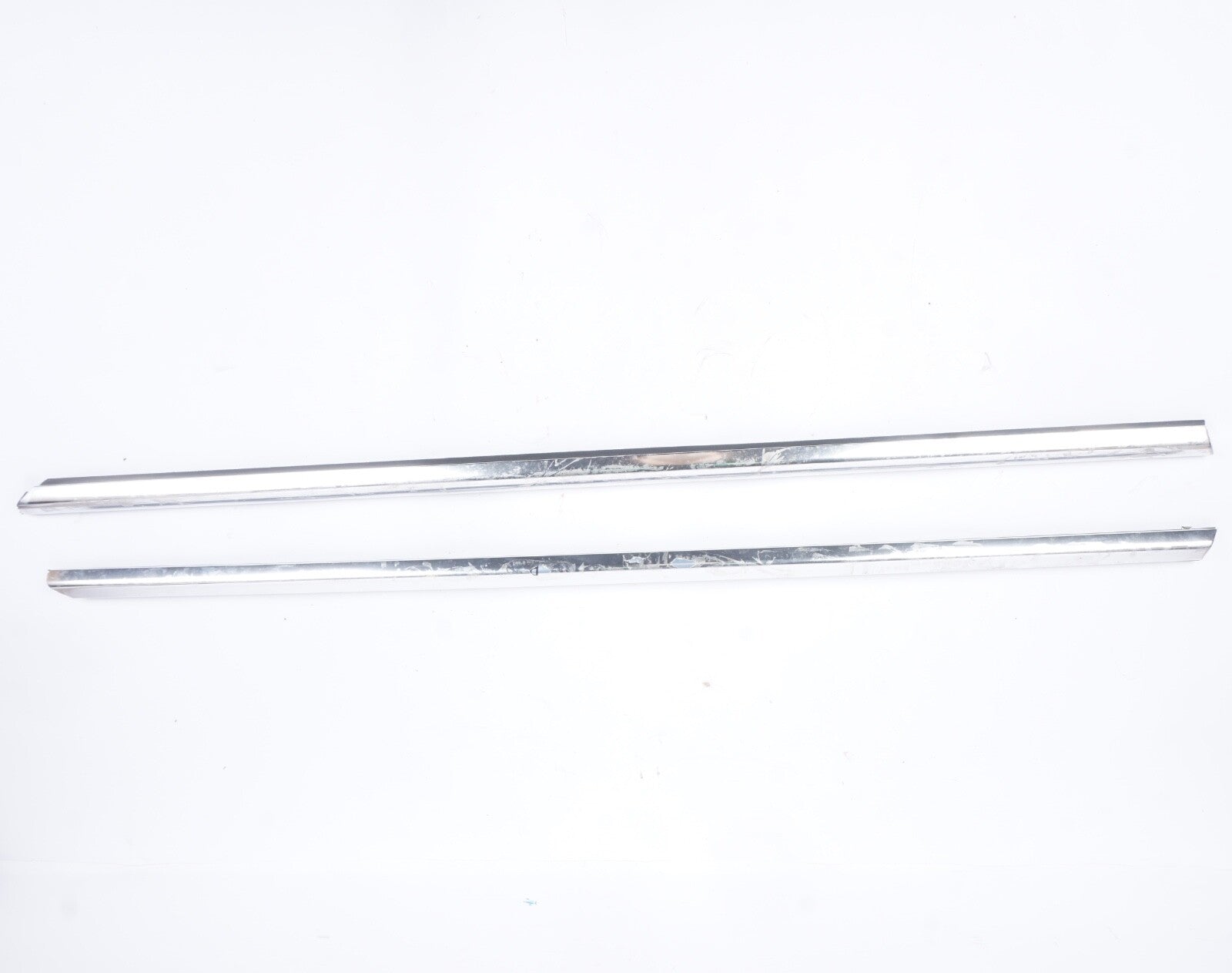 10-13 MERCEDES-BENZ C207 COUPE FRONT LEFT & RIGHT DOOR CHROME MOLDING