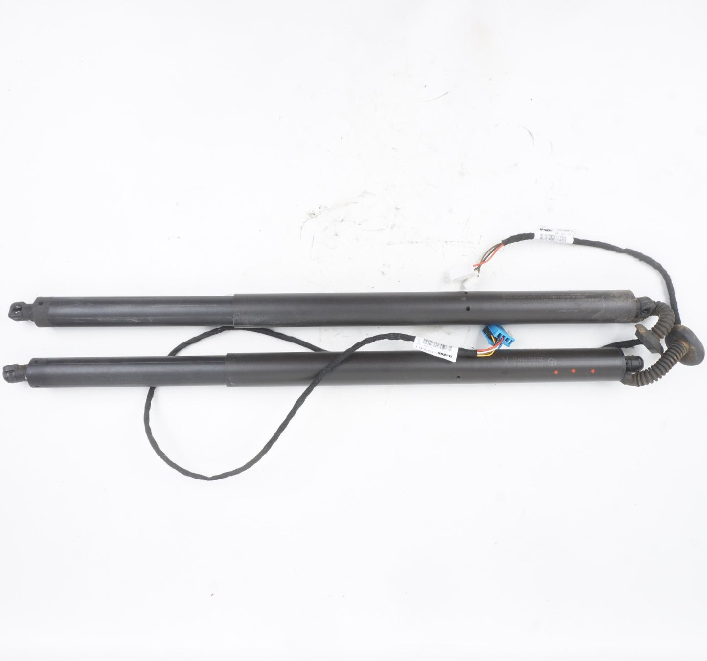 2022 - 2025 MERCEDES EQB EQB300  LIFTGATE LIFT SUPPORTS SHOCK LEFT RIGHT  - PAIR