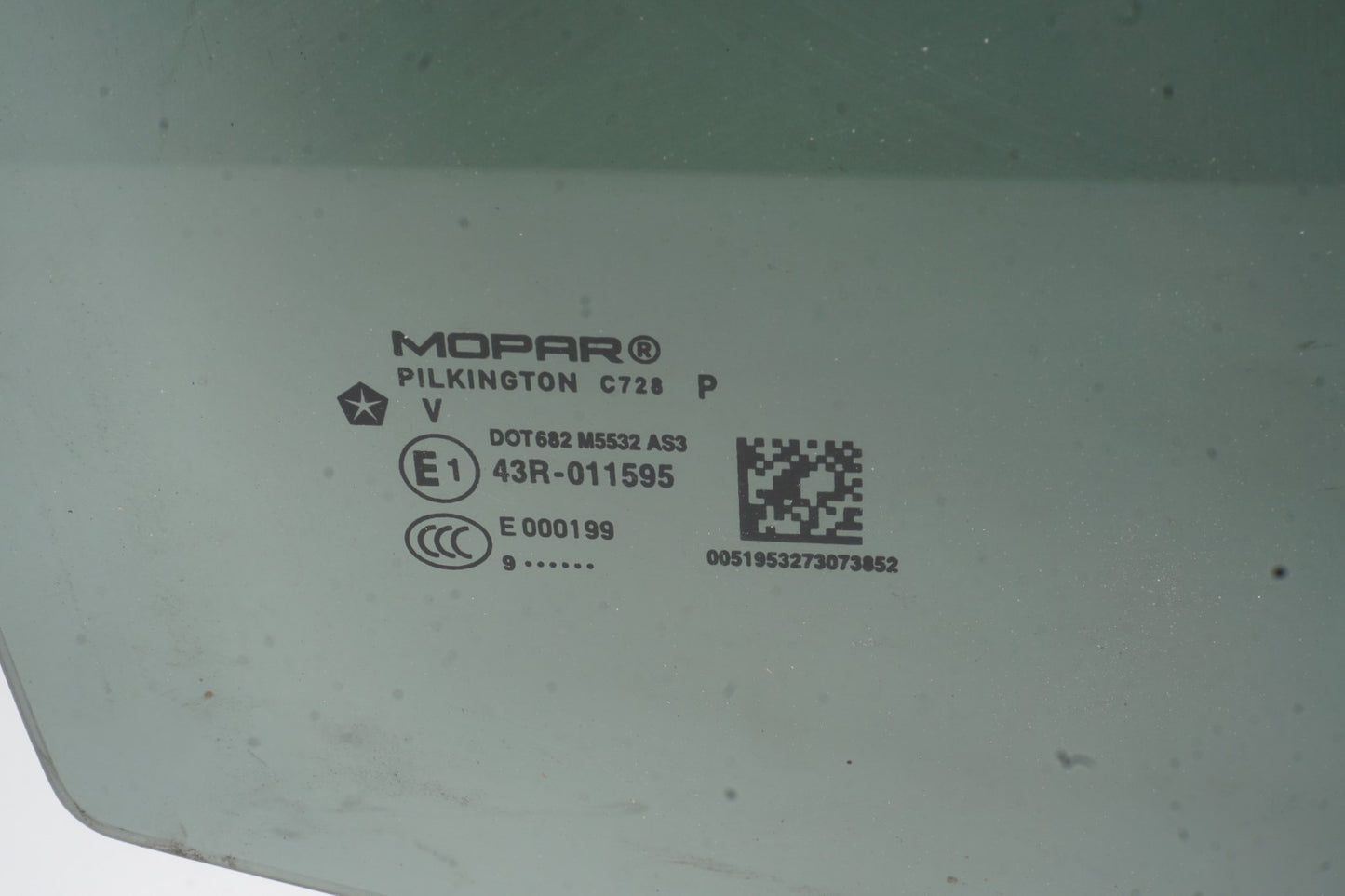 2015-2023 Jeep Renegade Rear Right Passenger Side Door Window Glass OEM