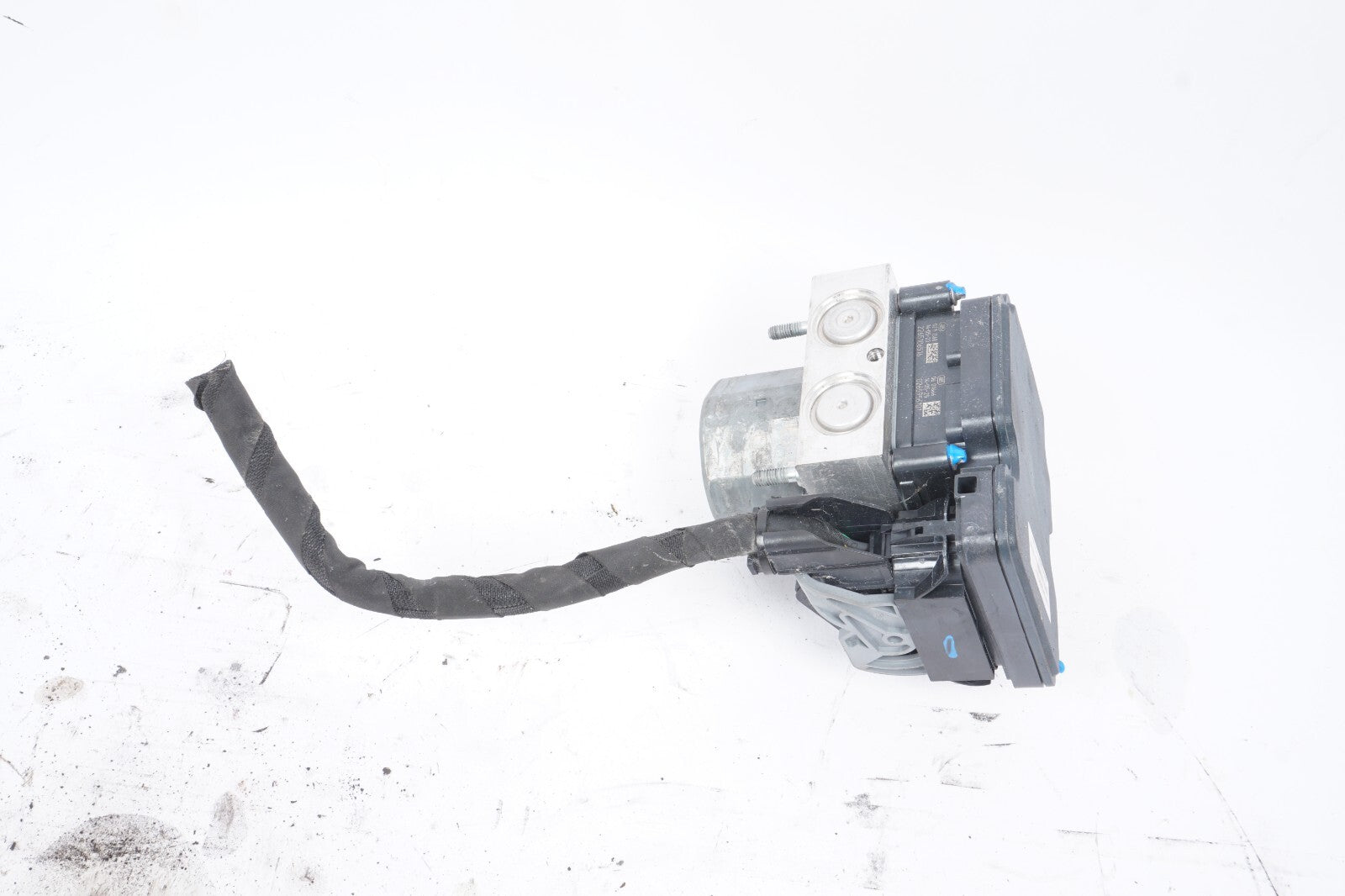 14-17 Maserati Ghibli ABS Anti Lock Brake Hydraulic Pump Module 2265106516 OEM