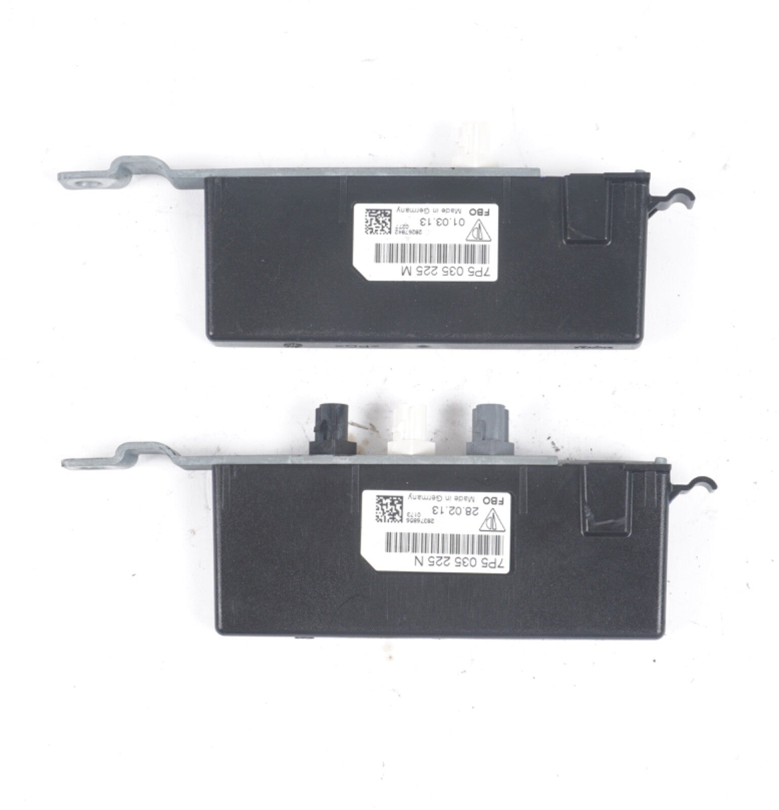 2011 - 2018 Porsche Cayenne Rear Right Radio Antenna Amplifier Module 7P5035225