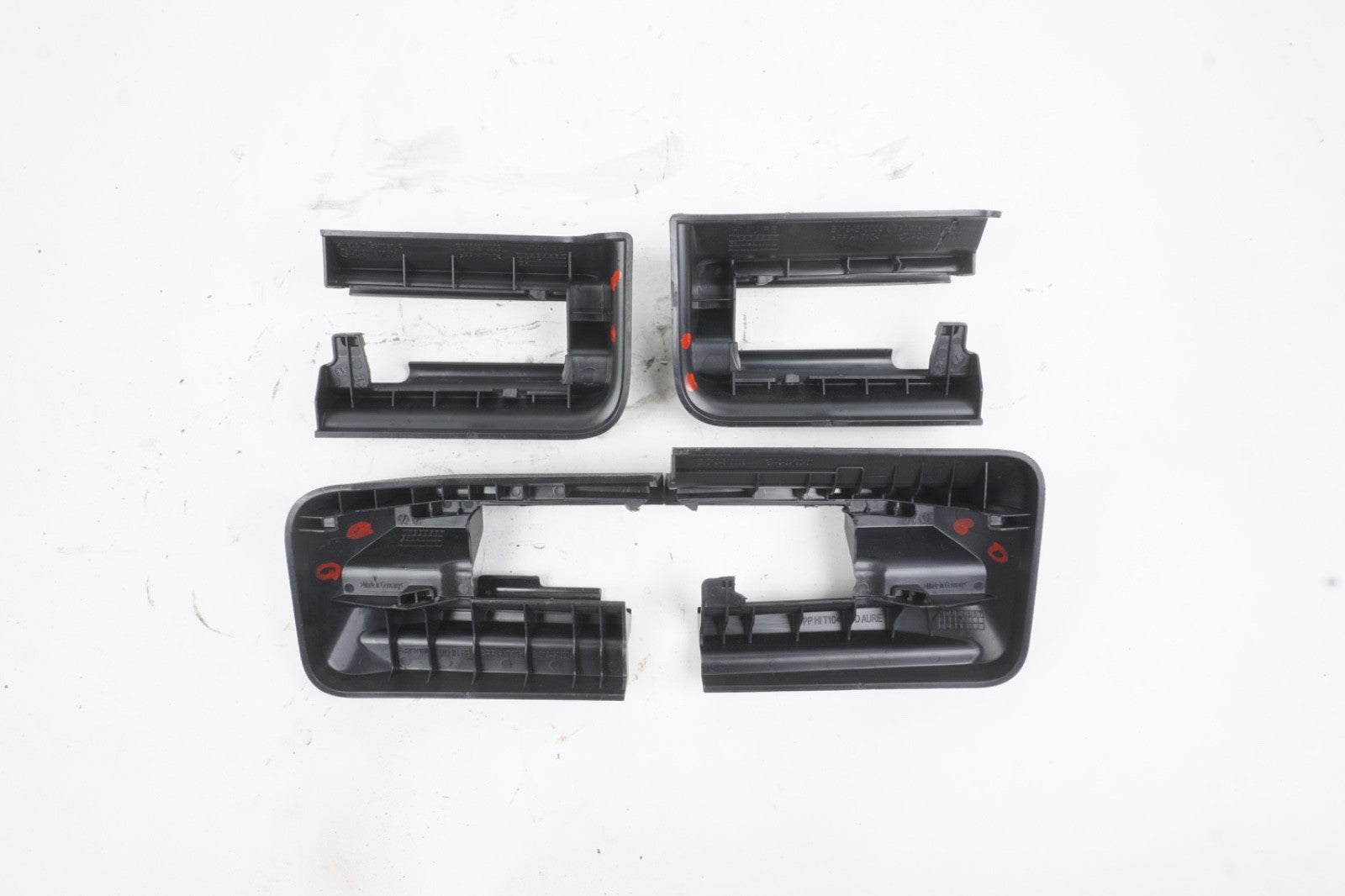 2022 - 2024 MERCEDES EQB350 EQB300 FRONT RIGHT SEAT TRACK END COVER TRIM