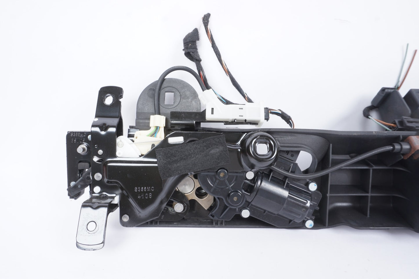 07 - 13 BMW 328i 335i Convertible Rear Trunk Lid Bootlid Latch Lock Locking  OEM
