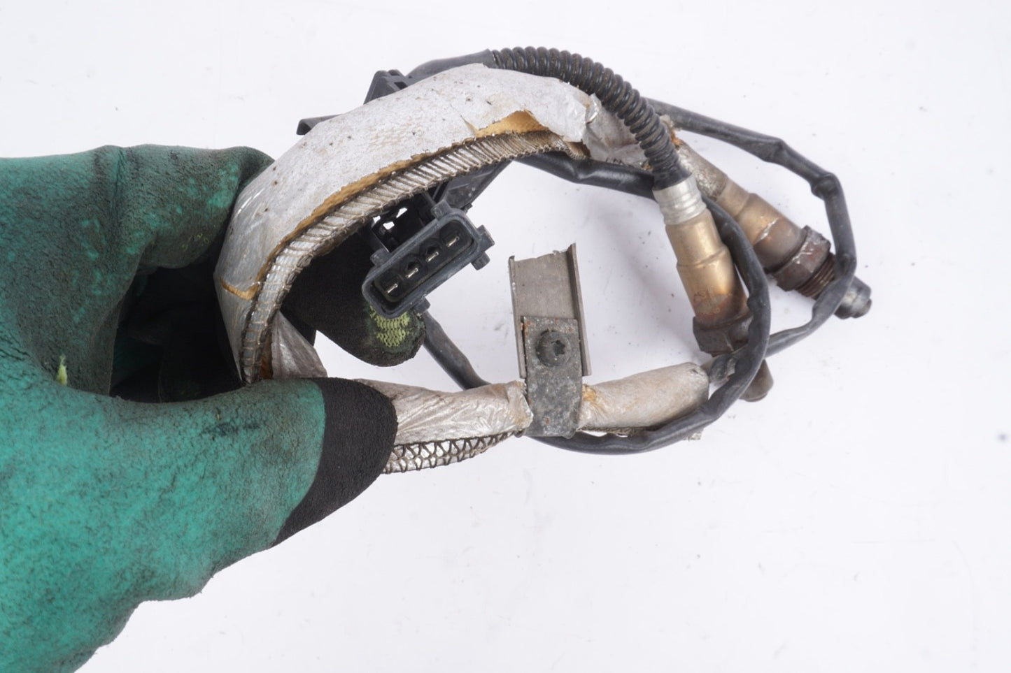 OE GENUINE Lambda Oxygen Sensor 30650109  For Volvo C70 C30 XC70 XC90