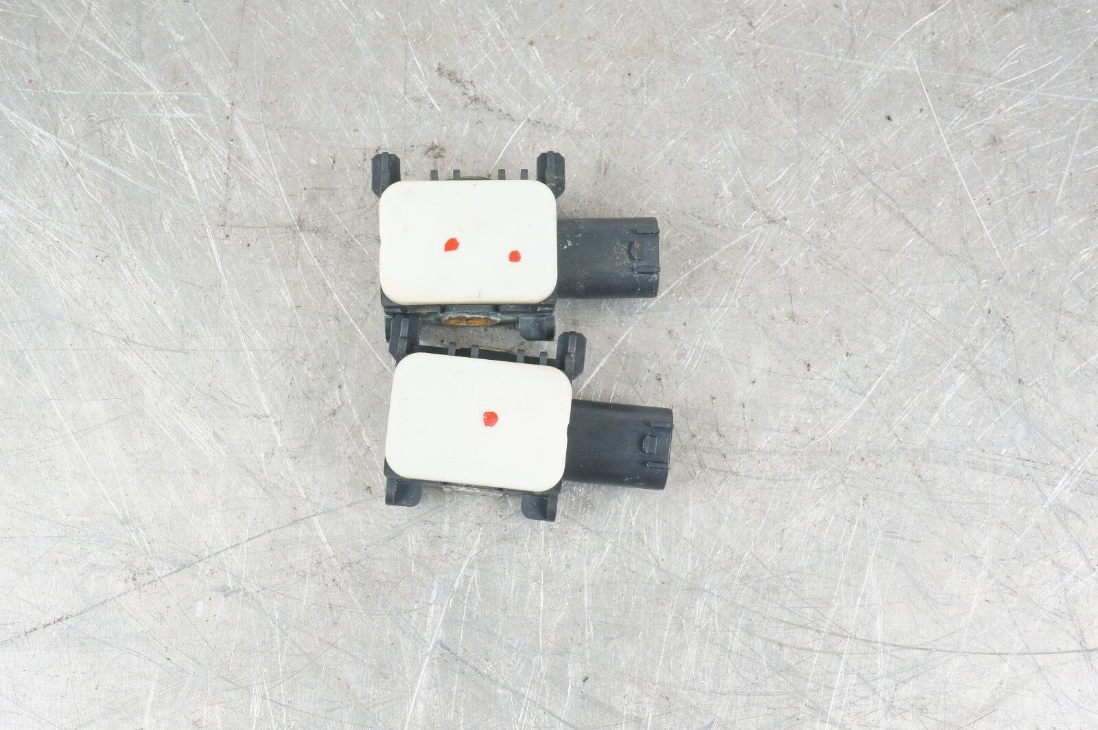06-12 Mercedes CL600 CL550 S550 W221 OEM Sensor 0038202826 Set Of 2