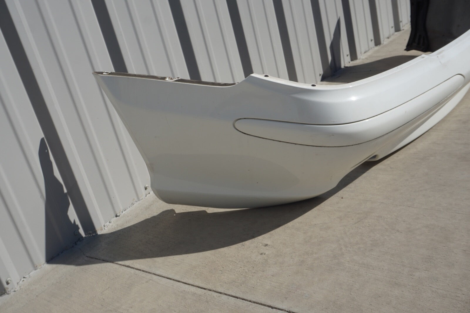 03-08 Mercedes R230 SL550 SL500 Rear Bumper Cover Assembly Oem