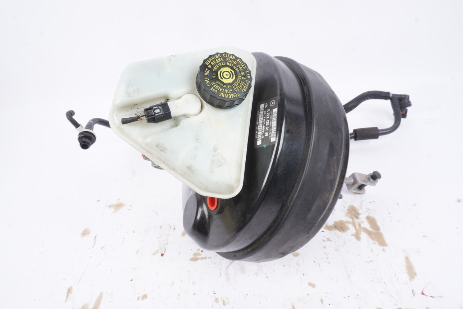 10-13 Mercedes W221 S550 S350 Brake Master Cylinder Power Booster 2214303130 OEM