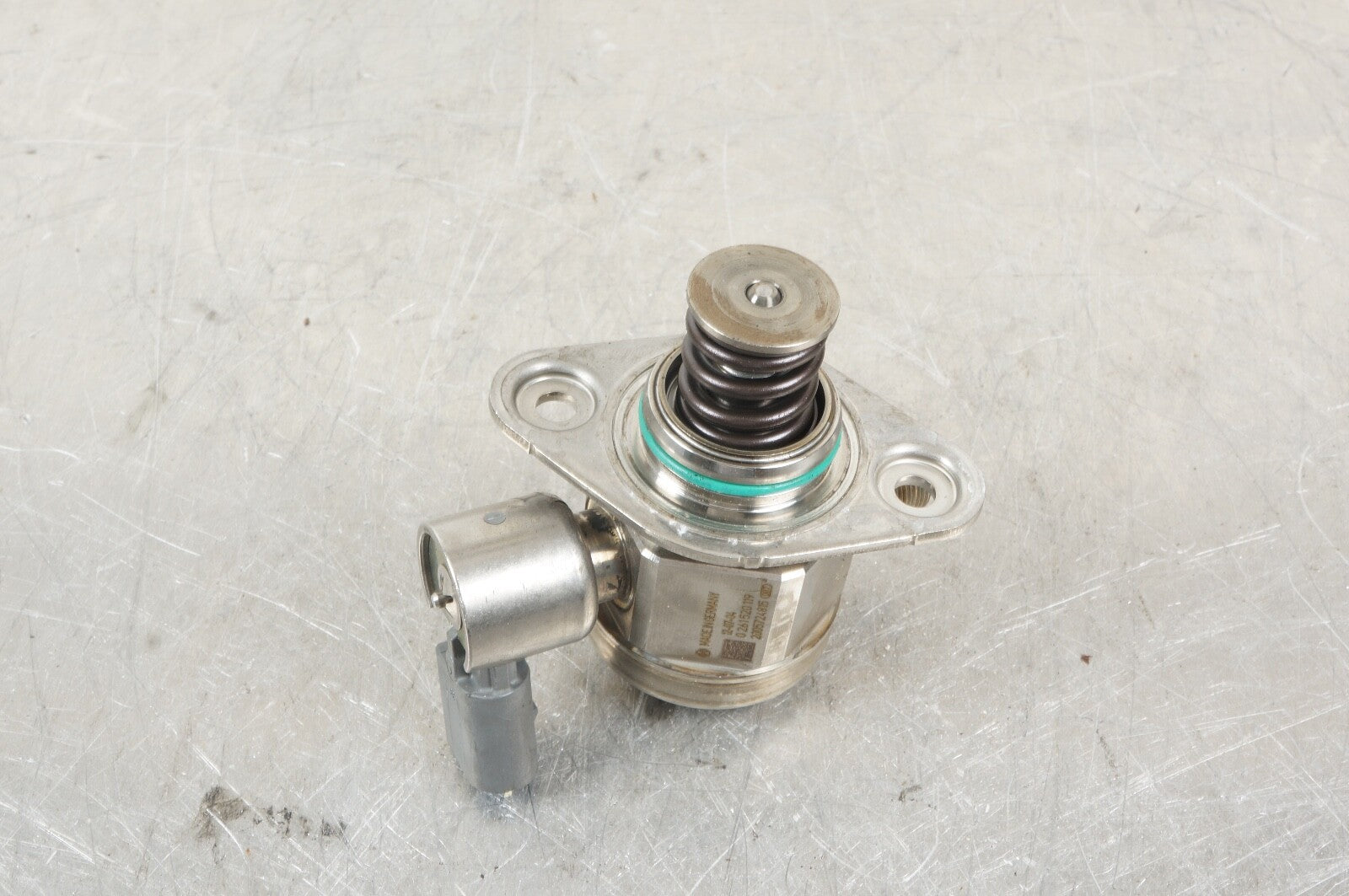 Mercedes W216 CL550 S550 E550 Right Side High Pressure Fuel Pump 2780700601 OEM