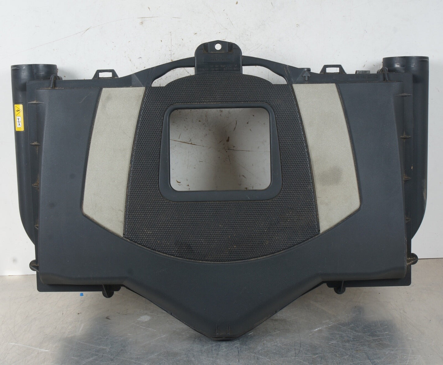 07-11 Mercedes W221 S550 SL550 CL550 Engine Intake Filter Air Box Assembly OEM
