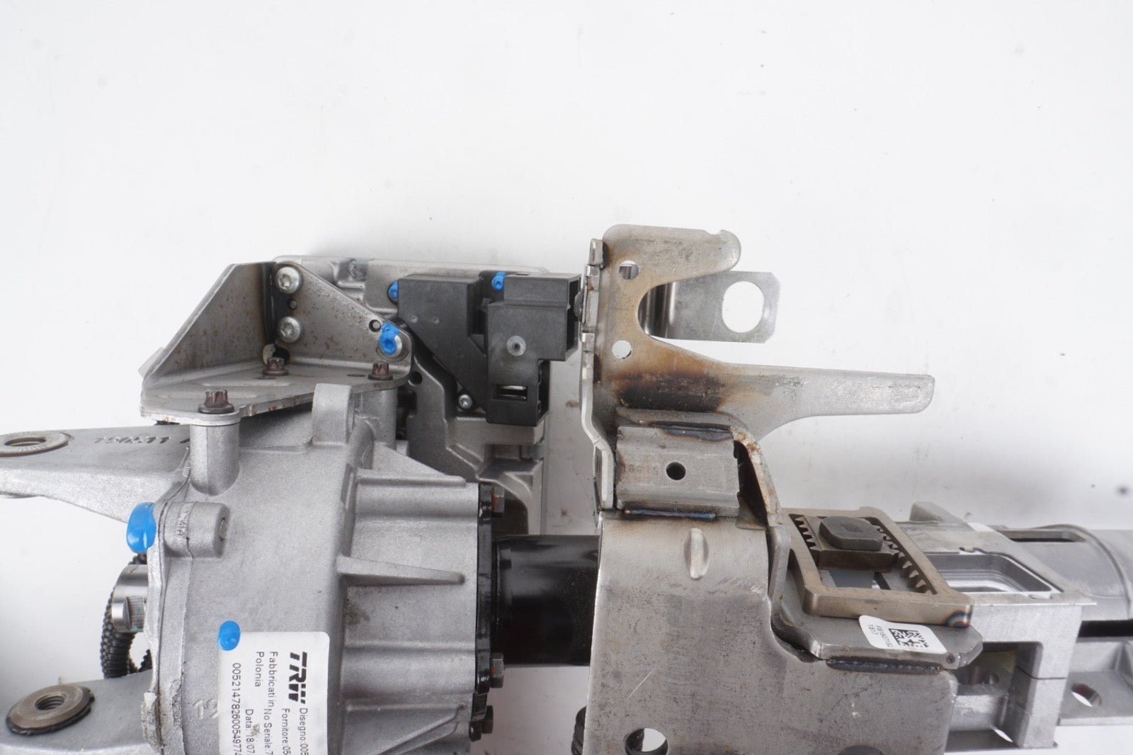 2015 - 2023 Jeep Renegade Manual Adjustment Steering Column W/ Motor OEM