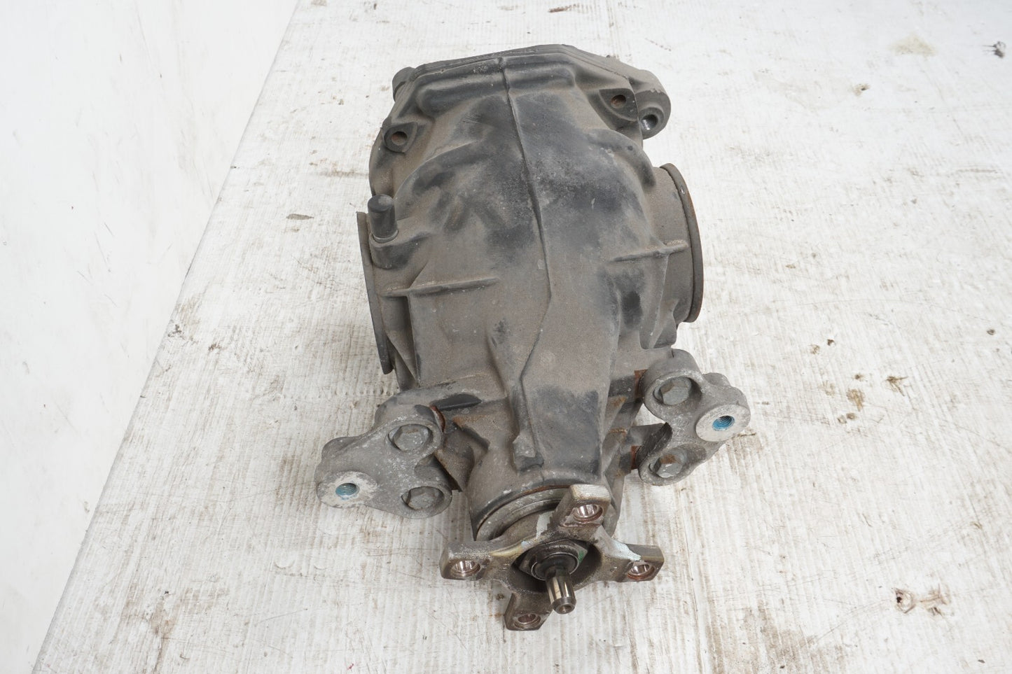 14-17 Mercedes S550e W222 3.0L Rear Differential Carrier OEM