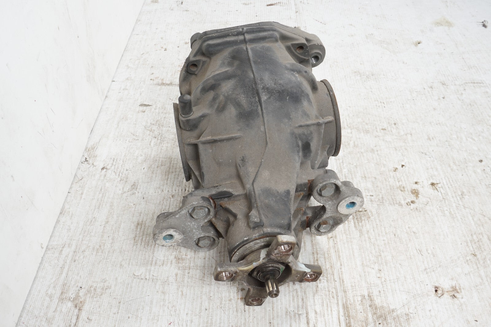 14-17 Mercedes S550e W222 3.0L Rear Differential Carrier OEM