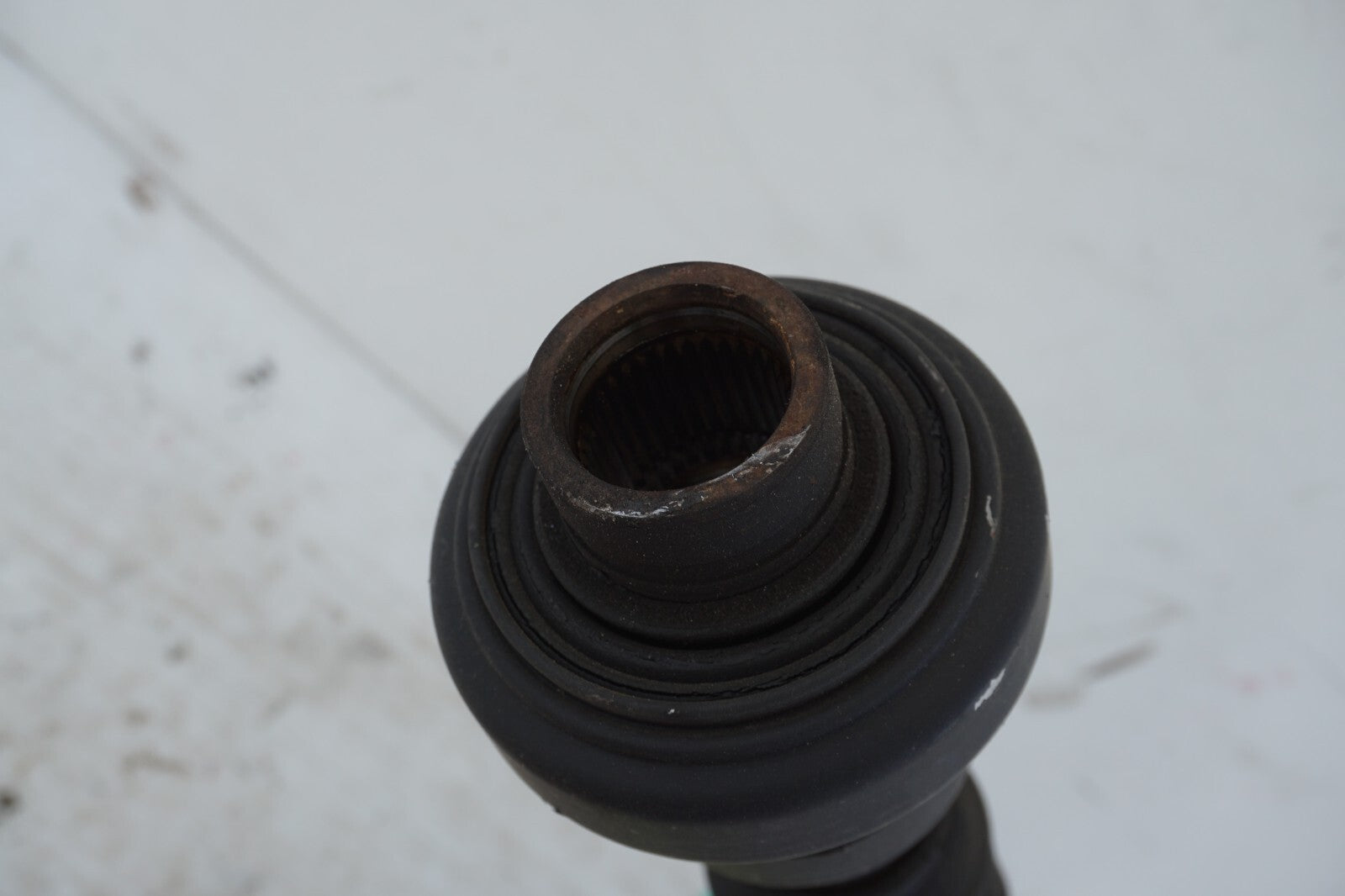 11-18 Porsche Cayenne 958 4.8l Front Driveshaft 7P0521101E OEM